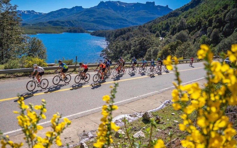 Pedalear la Patagonia: cuando el desafío se convierte en una experiencia inolvidable