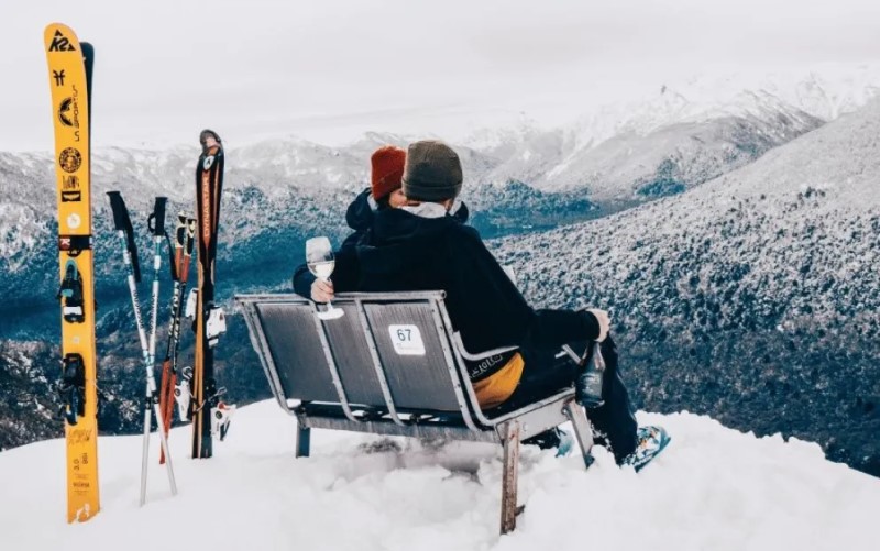 Lago Hermoso Ski Resort extiende la temporada de nieve durante septiembre