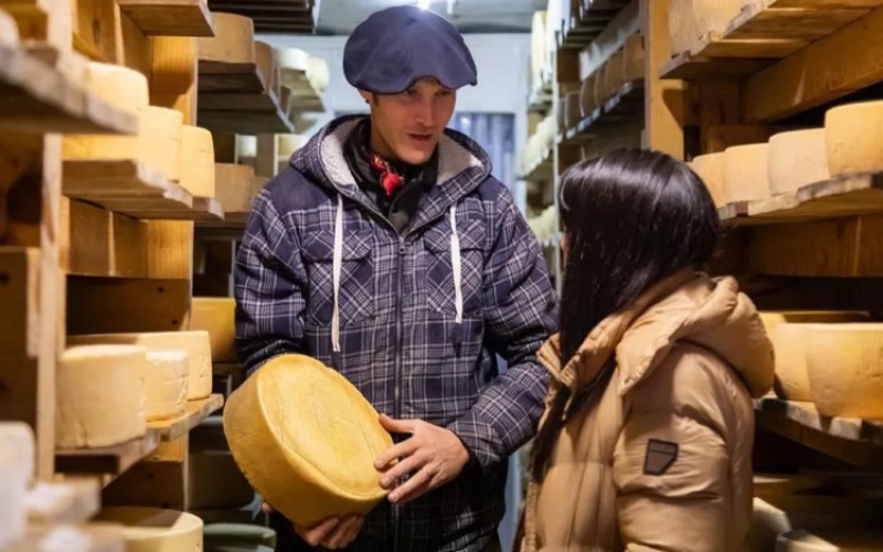 Un domingo para celebrar el queso cordillerano en Junín de los Andes